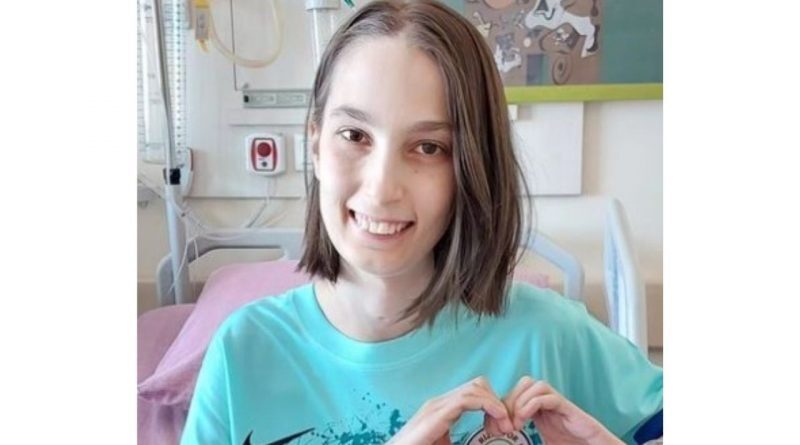 5,5 yıldır kalp nakli bekleyen 16 yaşındaki Esila Tüfekçi hayatını kaybetti 1