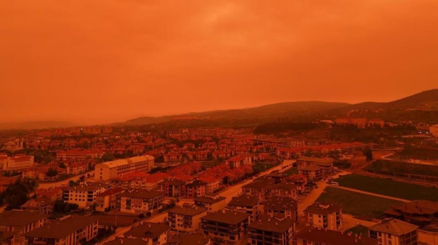 Çöl tozları 10 Mayıs Cuma günü etkisini artırarak tüm Türkiye’yi kaplayacak 2