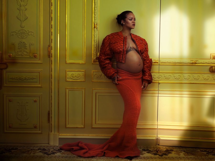 Rihanna kariyerinin ilk günlerindeki pişmanlığını anlattı... " Bir anne olarak utanç duyuyorum" 4