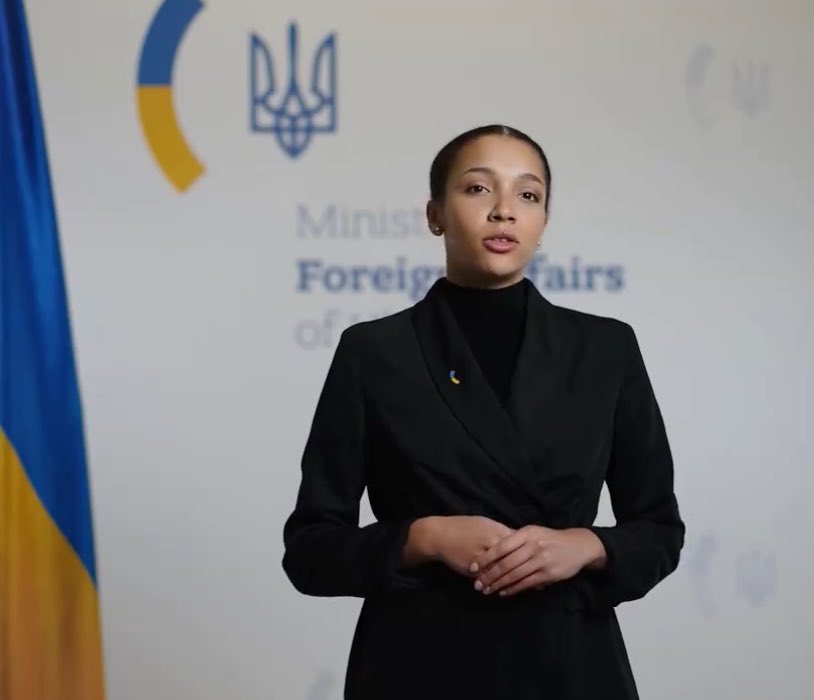 Ukrayna, Dışişleri Bakanlığı adına resmi açıklamaları yapacak yapay zeka Victoria’yı tanıttı