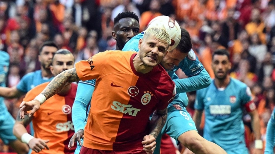 Galatasaray 96 puana ulaşarak Süper Lig puan rekorunu kırdı 1