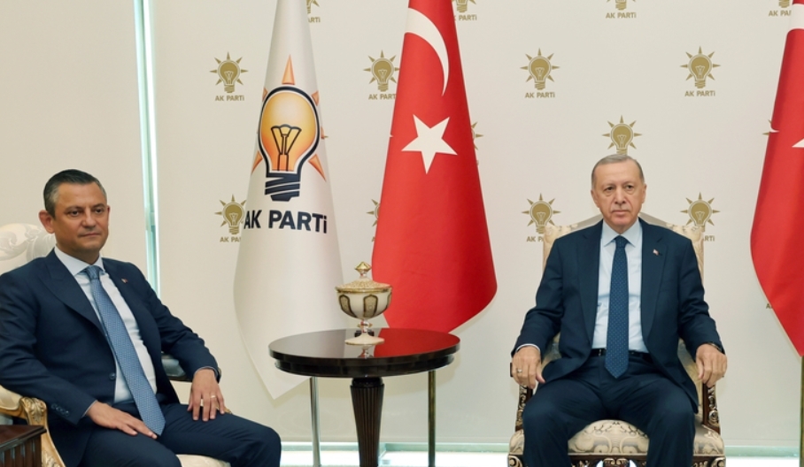 Cumhurbaşkanı Erdoğan 18 yıl sonra CHP Genel Merkezi'ni ziyaret edecek! En son 2006'da 'Hayırlı olsun'a gitmişti 2