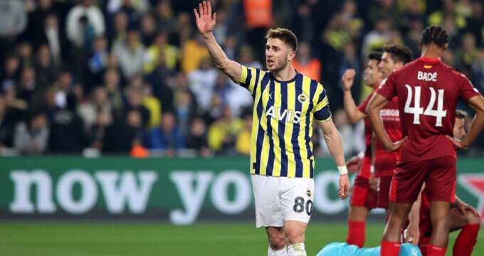 Fenerbahçe'de Ferdi Kadıoğlu ve İsmail Yüksek'e rekor bonservis teklifleri geliyor 2