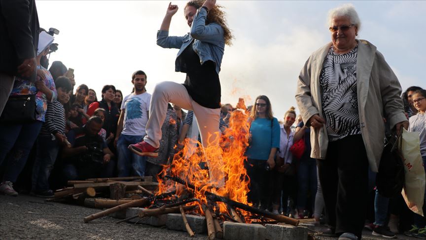 Hıdırellez 5 Mayıs'ı 6 Mayıs'a bağlayan gece kutlanıyor Hıdırellez'in renkli ritüelleri 3