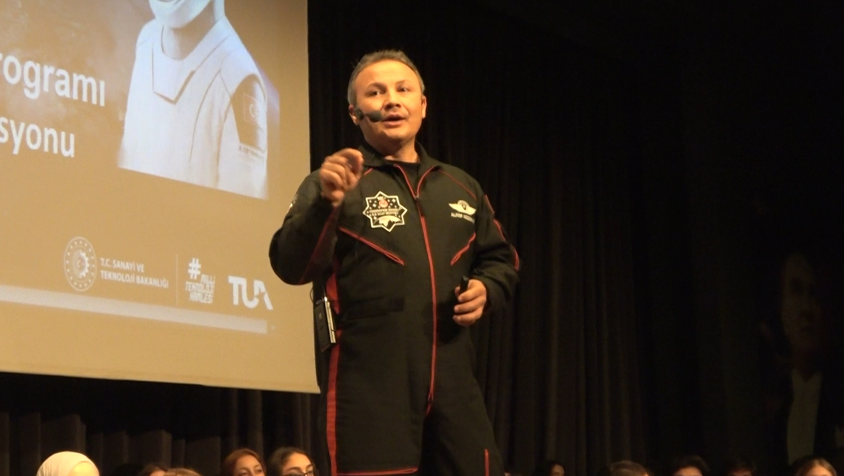 Türkiye'nin ilk astronotu Alper Gezeravcı, geçirdiği trafik kazasında yaralandı