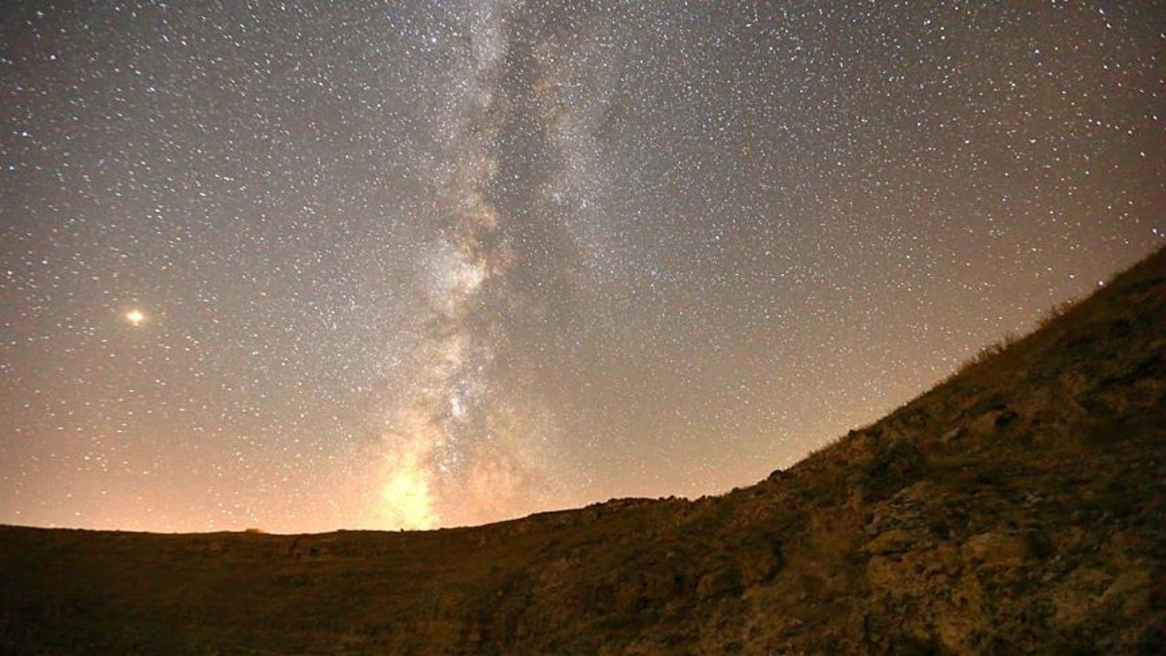 2024 Perseid meteor yağmuru 12-13 Ağustos tarihlerinde gökyüzünde gözlemlenebilecek