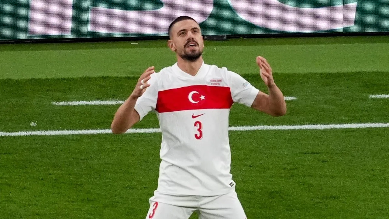 Merih Demiral’ın Bozkurt işareti soruşturması sonucunda 2 maç ceza aldığı kesinleşti